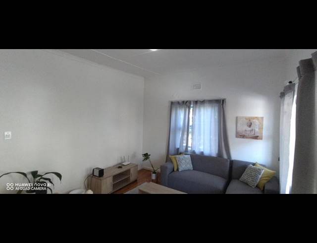 2 BEDROOM PROPERTY TO RENT IN MUIZENBERG